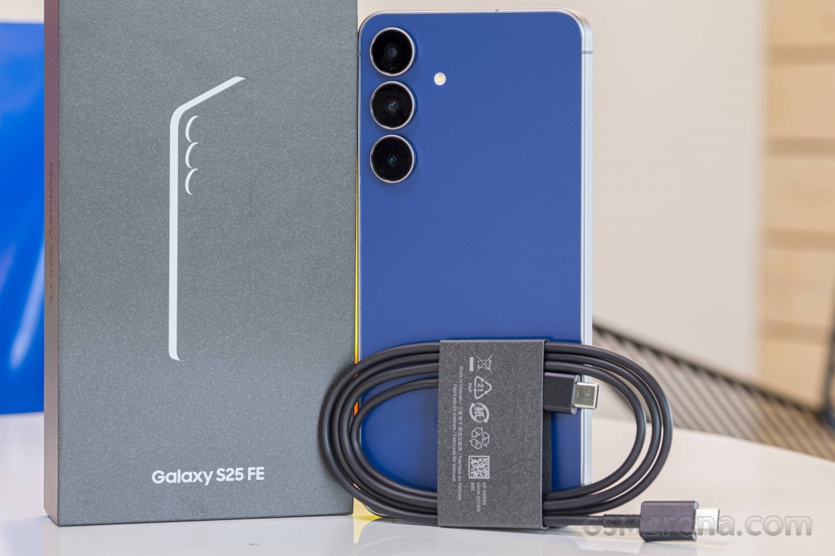 Galaxy S25 FE - Gambar 2